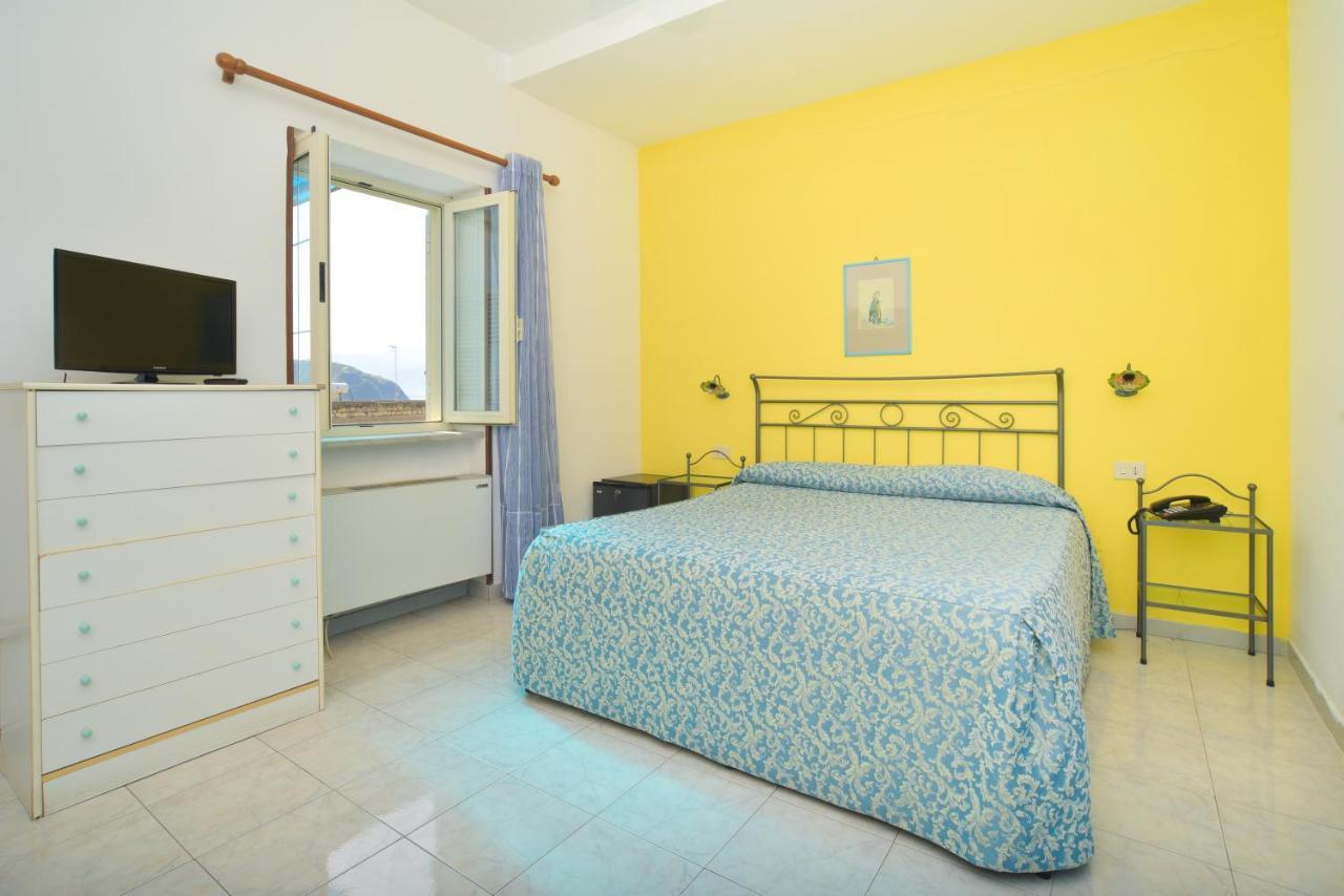 Hotel Celeste Procida Zewnętrze zdjęcie